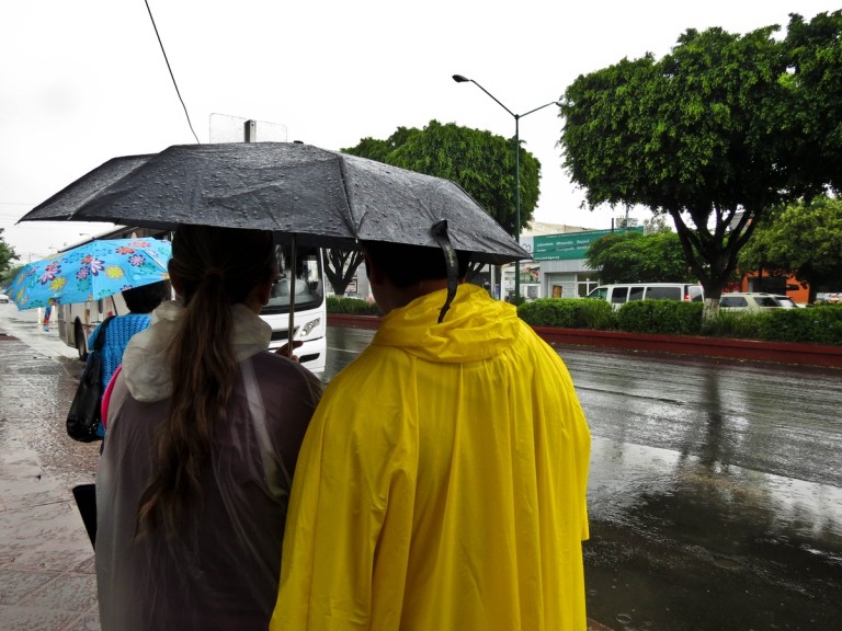 Continuarán lluvias