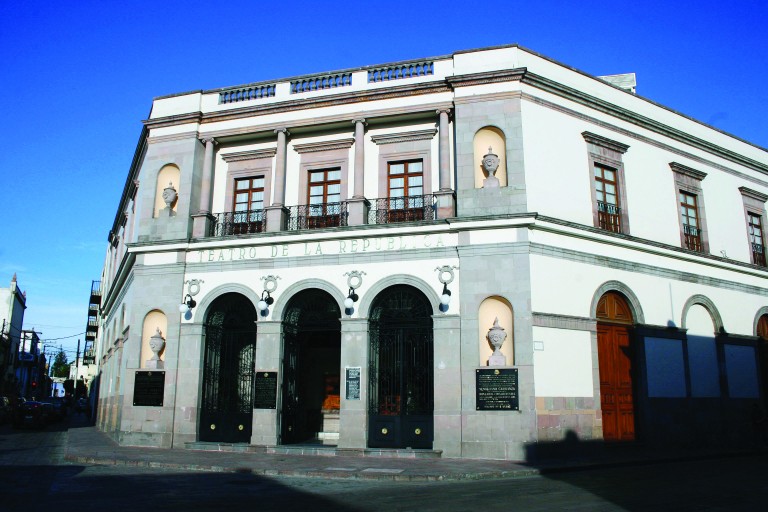 1A_AO_TEATRO_DE_LA_REPUBLICA