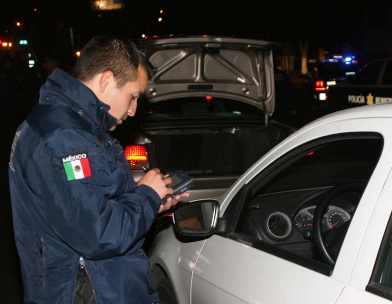 23A_ES_ALCOHOLIMETRO1