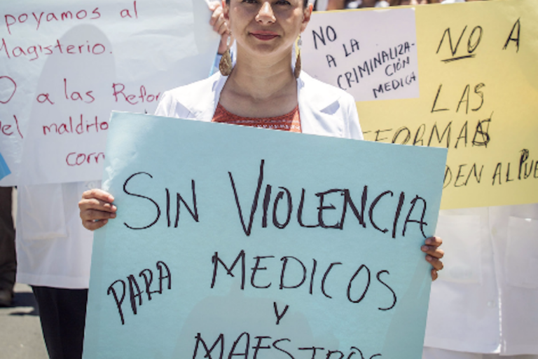 Protesta médicos. Foto: Especial