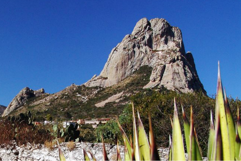 En Peña de Bernal invertirán en imagen, luz y sonido. Foto: Especial