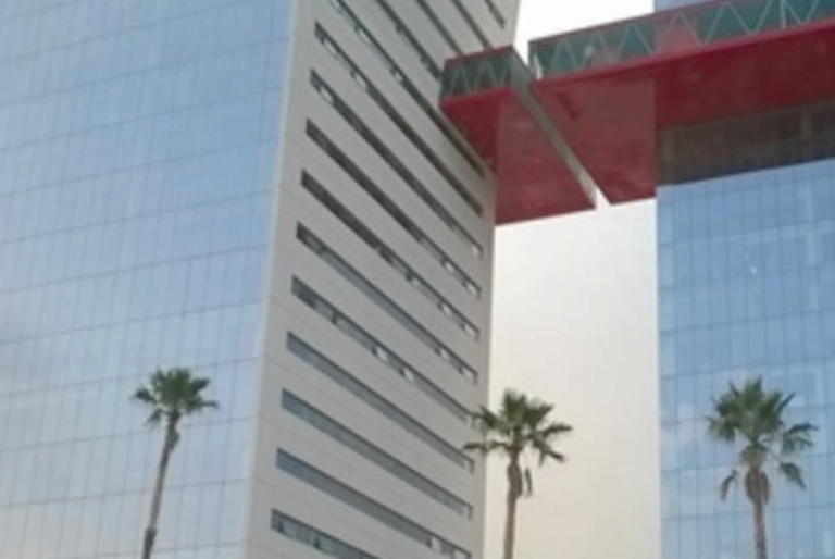 Hay 23 empresarios sin licencia de funcionamiento. Foto: Especial