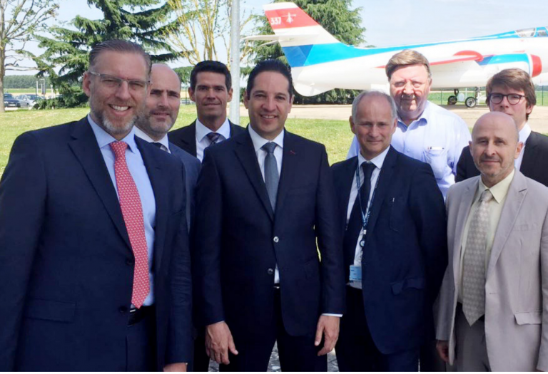 La meta es regresar con al menos 2 mil empleos gestionados. Foto: Especial