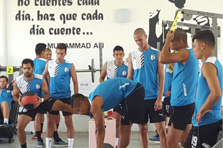 Los jóvenes podrán convivir con algunos jugadores. Foto: Especial