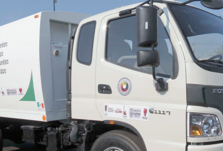 Municipio analiuza el destino de los camiones. Foto: Especial