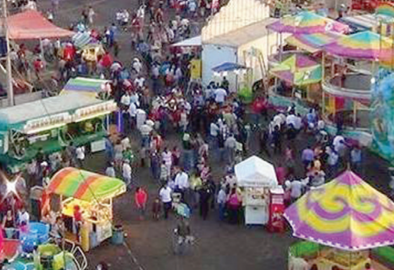 Recibió el municipio balance de la feria municipal. Foto: Especial