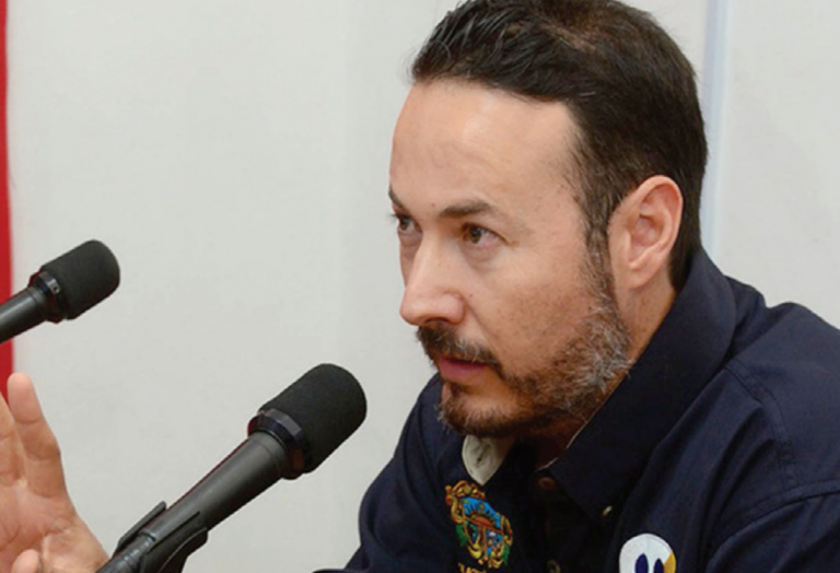 Retiran objetos que entorpecen la movilidad. Foto: Especial