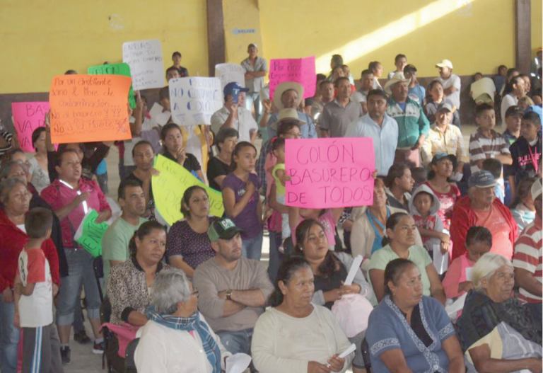 Vecinos de Colón presentarán denuncias por abuso de autoridad. Foto: Especial