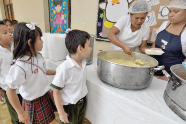 Buscan instalar aulas cocina. Foto: Especial