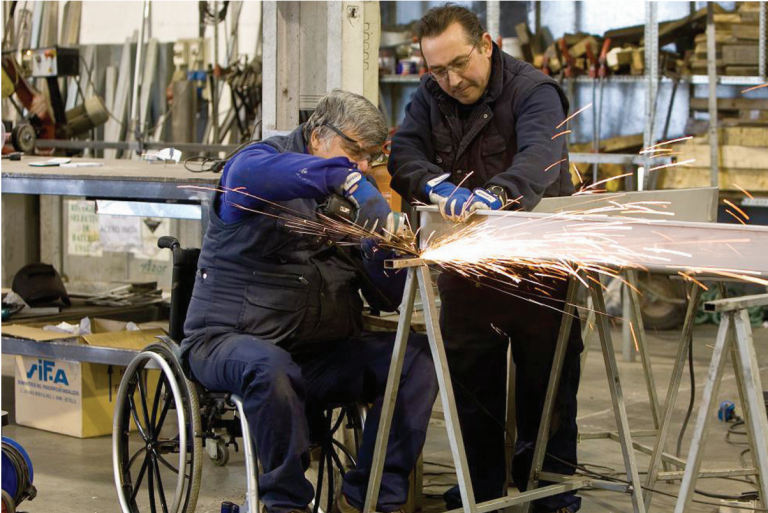 En total 65 empresas ofrecerán plazas laborales. Foto: Especial