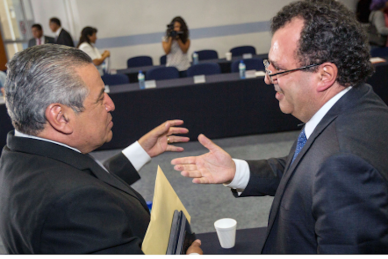 Gestionan en conjunto 20 millones para afectados. Foto: Especial