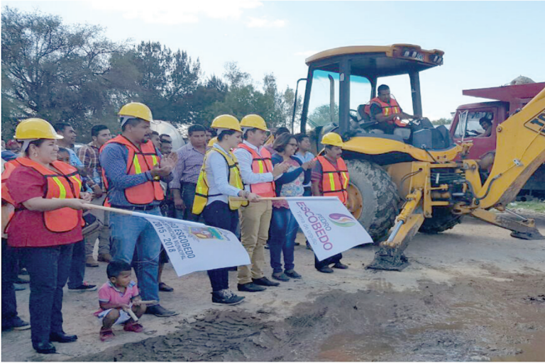 Inauguran trabajos de pavimentación. Foto: Especial