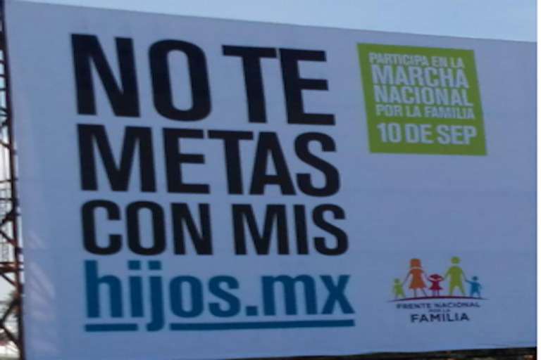 Municipio no puede regular contenido de espectaculares. Foto: Especial