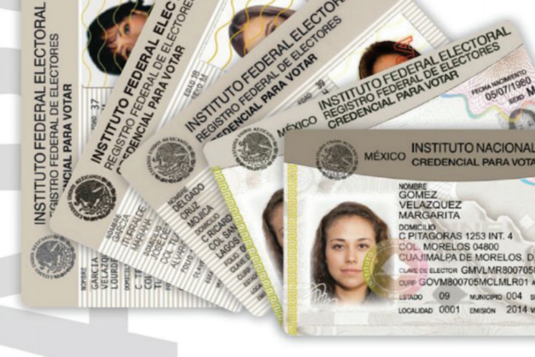 Preparan a notarios para evitar documentación falsa. Foto: Especial