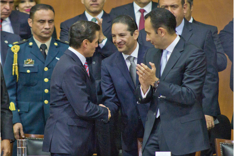 Reconoce Pancho el formato interactivo de informe del presidente. Foto: Especial