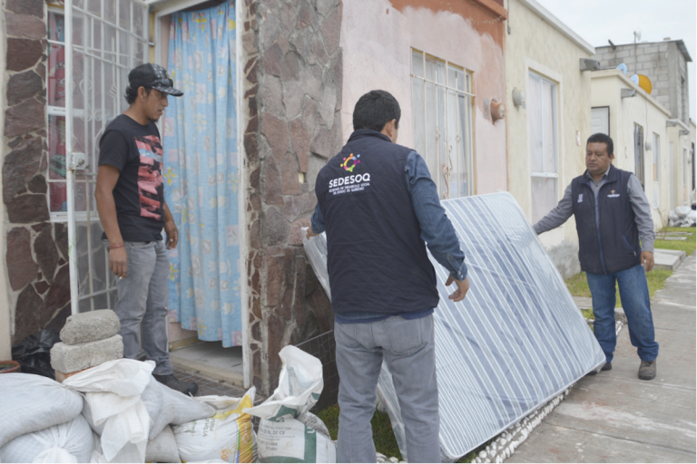 Se realiza tercera jornada de apoyos en El Marqués. Foto: Especial