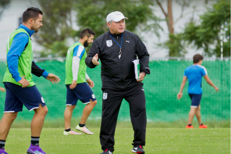 Trabajan para enfrentar al Necaxa. Foto: Especial