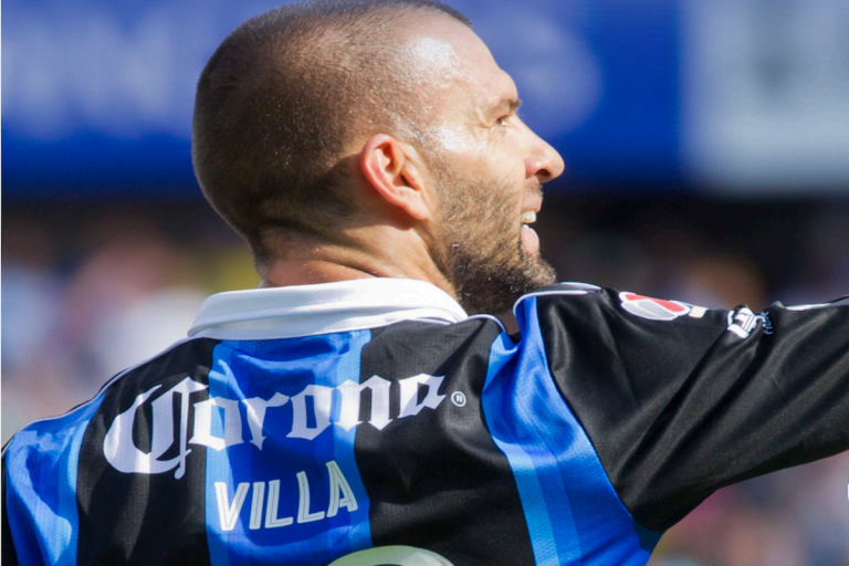 Villa es el máximo goleador de Gallos. Foto: Especial