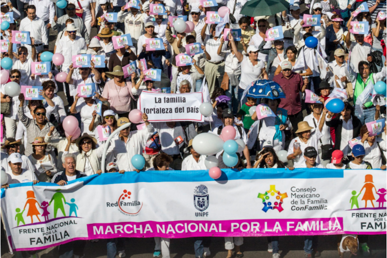 Con saldo blanco 35 mil personas participaron. Foto: Especial