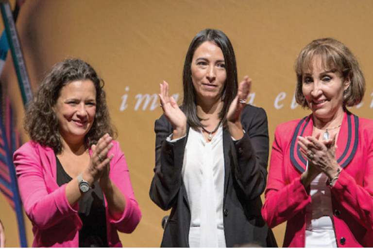 Donan recursos para apoyar a menores. foto: Especial