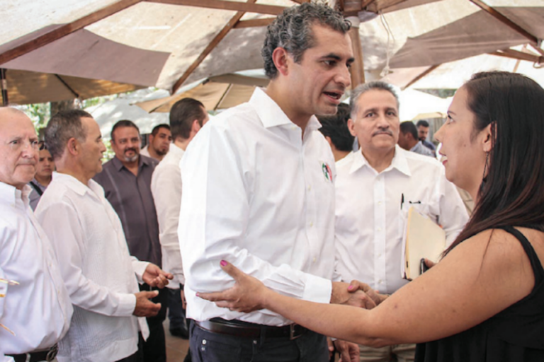 Presentan inconformidades ante director nacional. Foto: especial