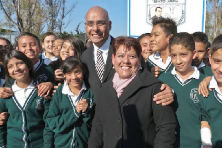 Comprometido con la preparación de niños y jóvenes. Foto: Especial