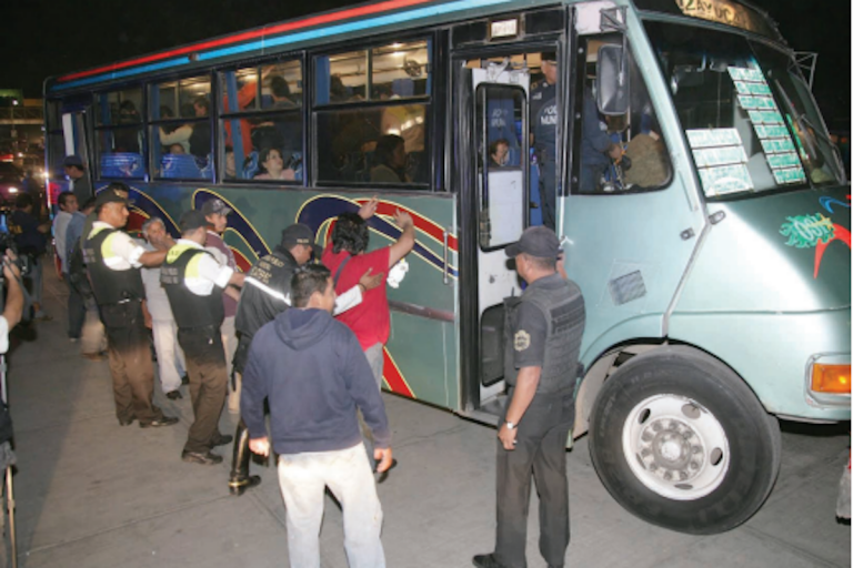 Desconocen si es una banda que realiza actos delictivos. Foto: Especial