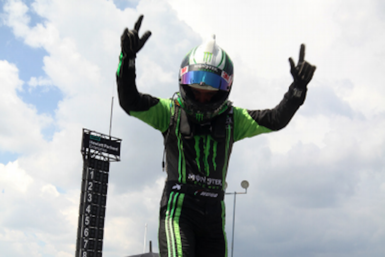 El piloto del Audi 11 se llevó la V8. Foto: Especial