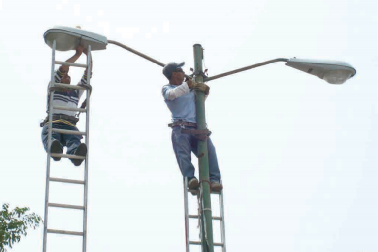 Invertirá municipio en luminarias. Foto: Especial