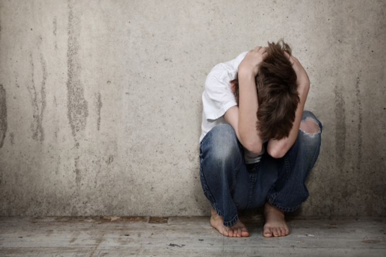 Investigan abusos en contra de menores