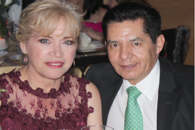 Los anfitriones del evento. Foto: Especial