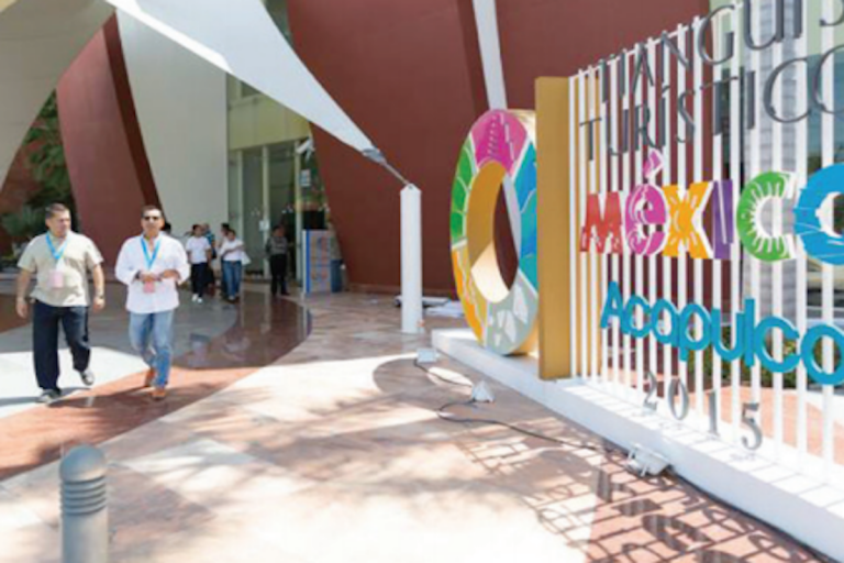 Puebla y Monterrey también compiten por la sede. Foto: Especial