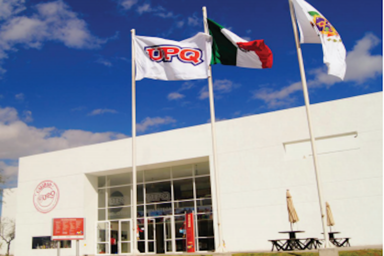 Saquean instalaciones. Foto: Especial