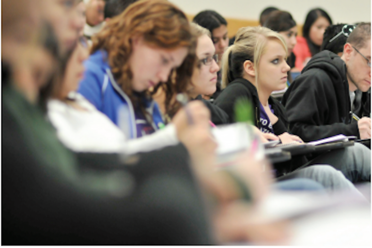 Se suman estudiantes a petición. Foto: Especial