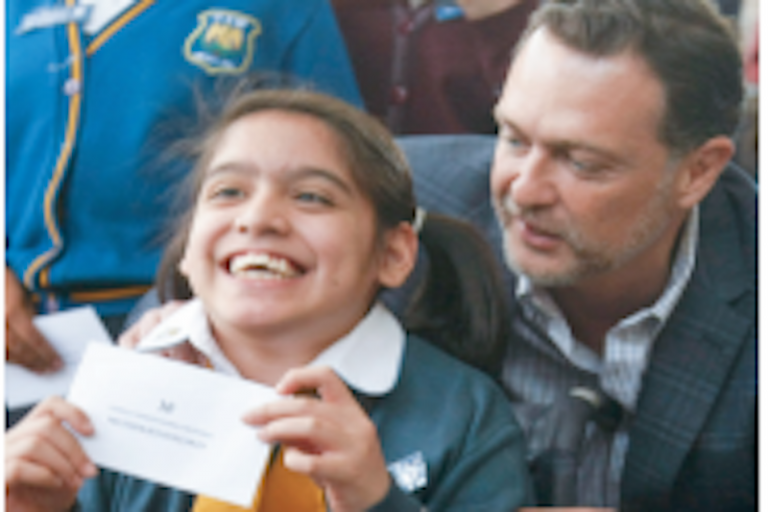 Apoyan a estudiantes de todos los niveles. Foto: Especial