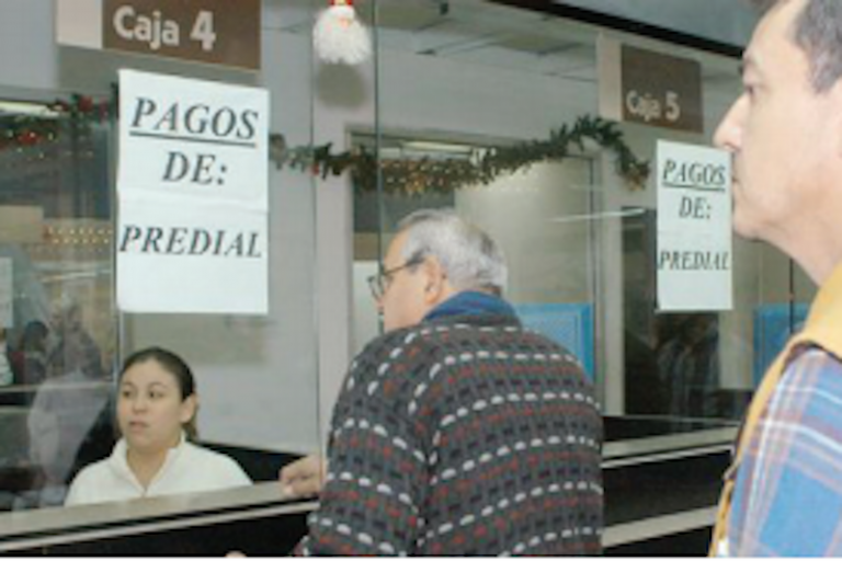 El 30 por ciento de contribuyentes no paga predial. Foto Especial