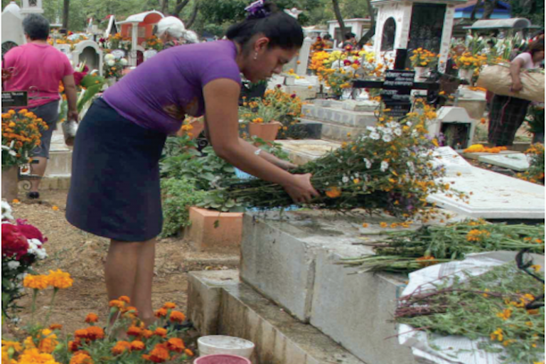 No hubo incidencias en panteones. Foto: Especial