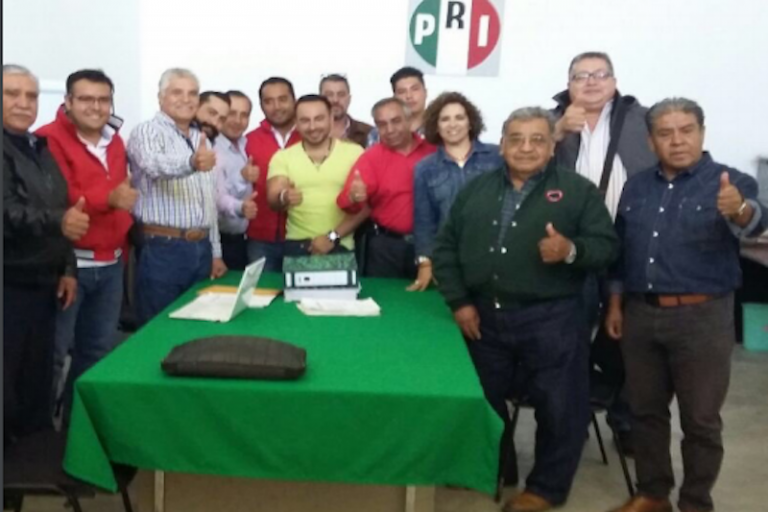 Renuevan al partido. Foto: Especial