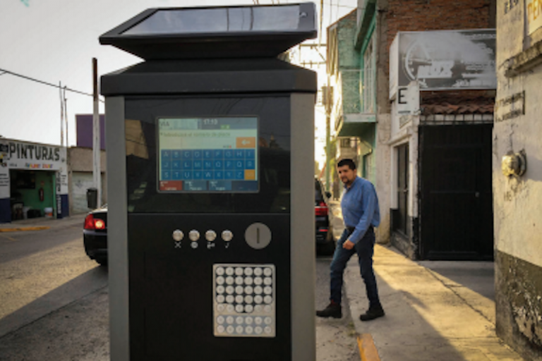 Arranca instalación de parquímetros. Foto: Especial
