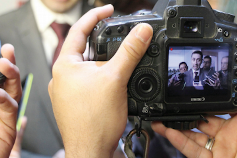 Advierte que no se quedará de brazos cruzados. Foto: Especial