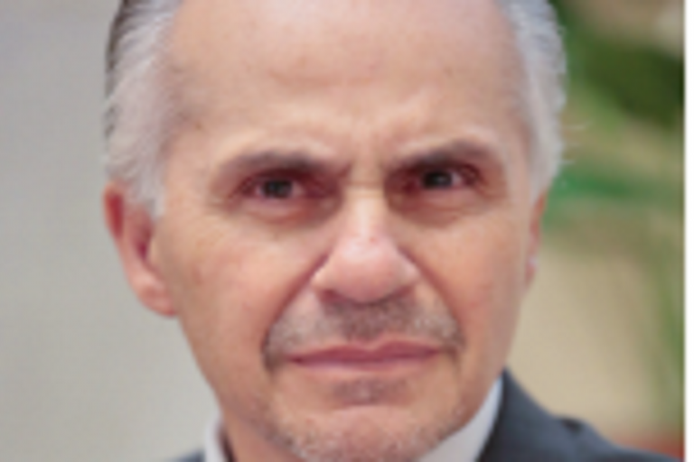 Comprometida con ejercicio transparente. Foto Especial