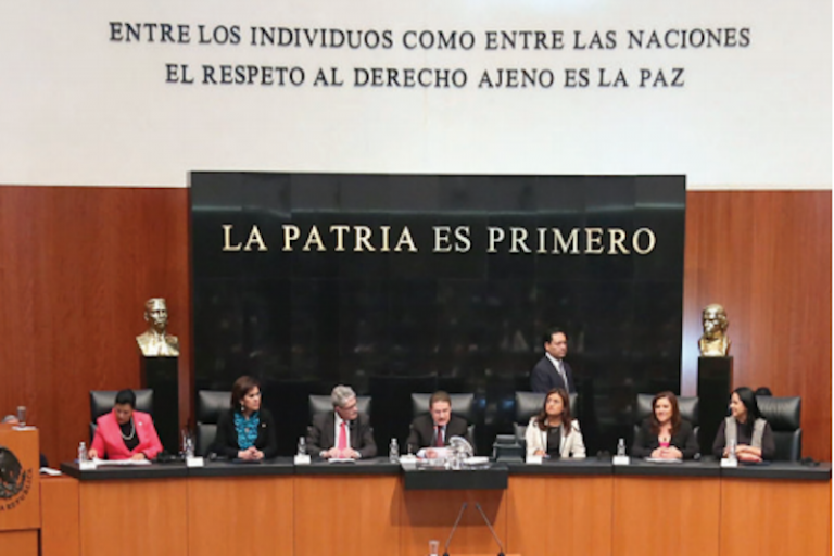 Critica PRD que senado no use recursos propios. Foto: Especial