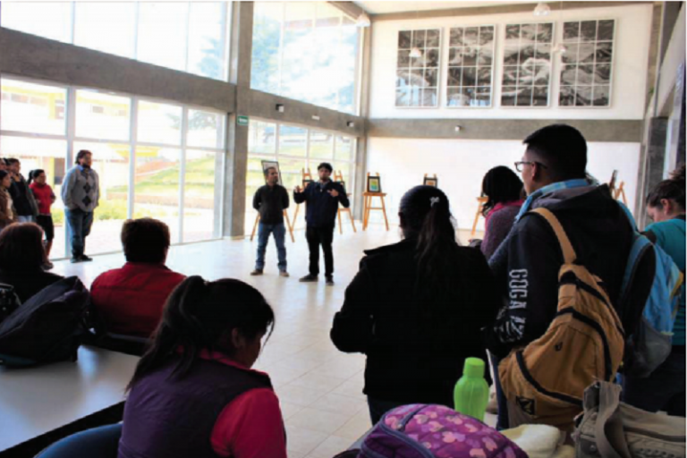 Fue presentada en la Galería de la Biblioteca