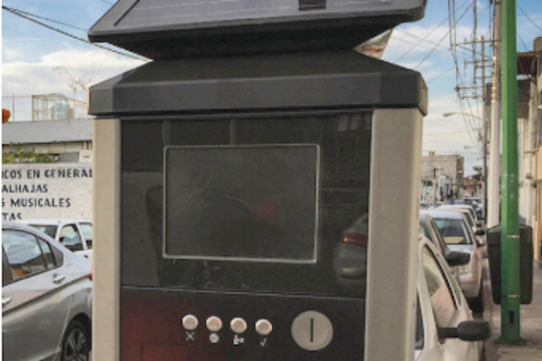 Lamenta voces contra parquímetros. Foto: Especial