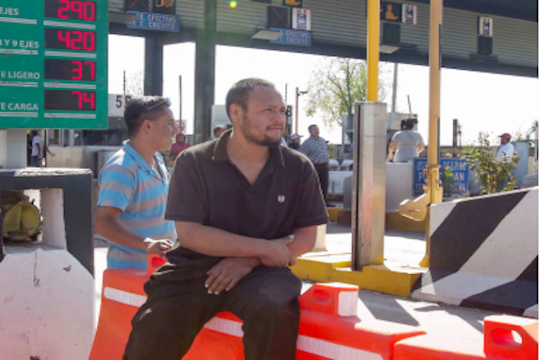 Permitieron el paso gratuito en la Celaya Cuota y Palmillas. Foto: Especial