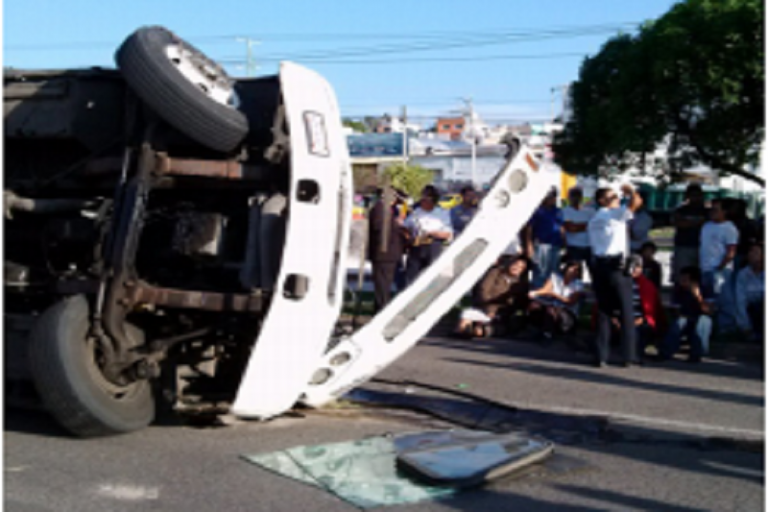 Preocupan número de accidentes en el transporte público. Foto: Especial