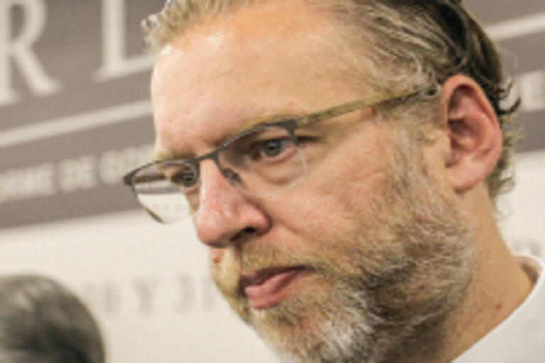 SAT investiga que no entre dinero ilícito a la entidad. Foto: Especial