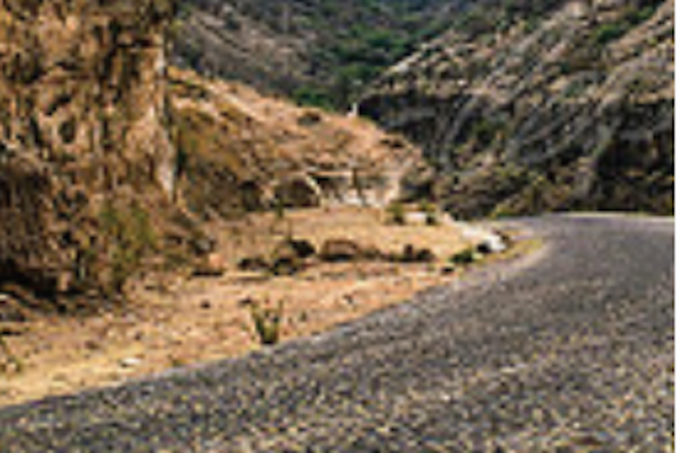 San Sebastián de las Barrancas carece de drenaje. Foto: Especial
