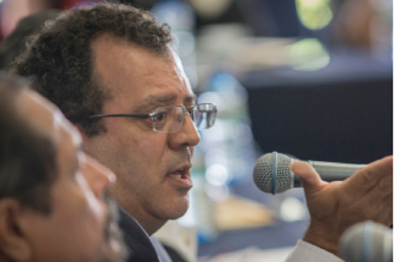 Llama a cumplir promesas. Foto: Especial