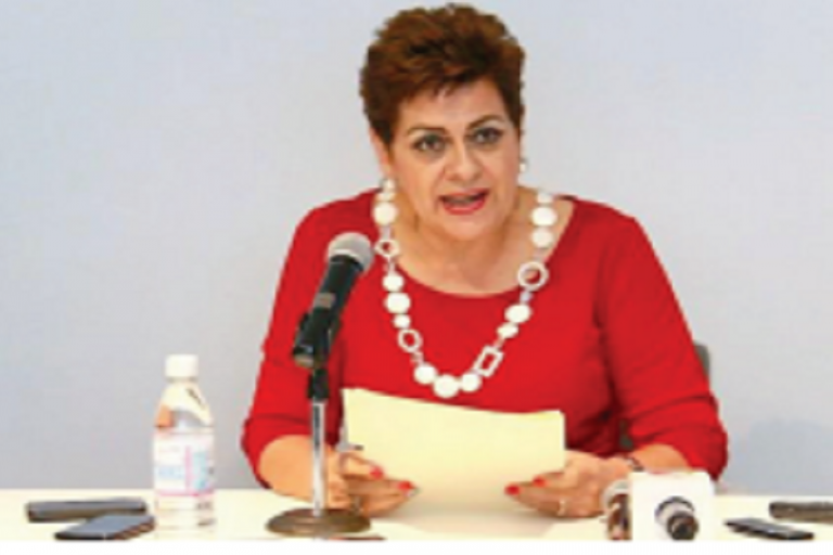 Realiza presentación de trabajo ante el Senado. Foto: Especial